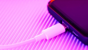 Durata de viaţă a bateriilor din dispozitivele mobile ar putea fi extinsă p&acirc;nă la 9 ani